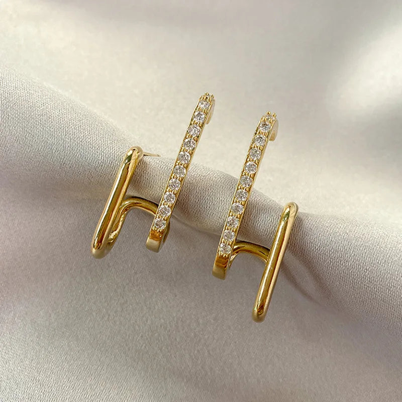 Brinco Elegante Ouro 18K com Zircônias